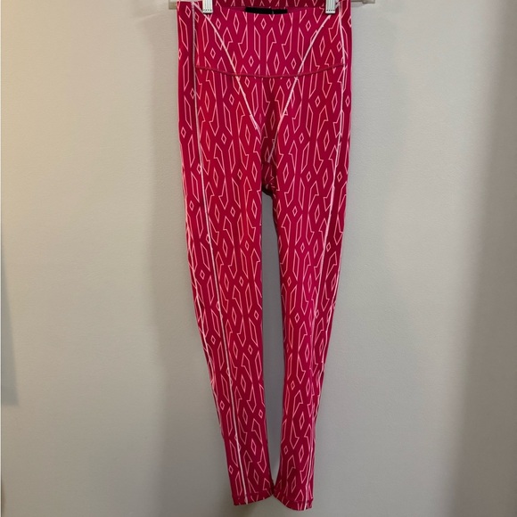 adidas Pants - NWT Adidas Ivy Park Pink Patterned Leggings. Size XSmall